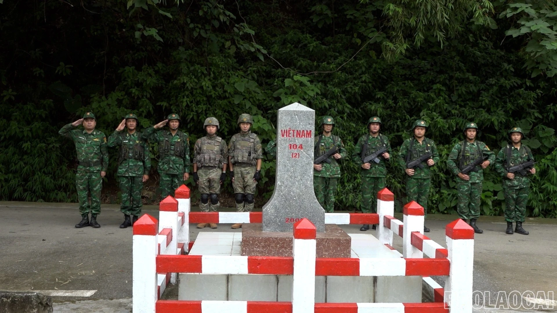 baolaocai-br-021-051000-09-14-24still002.jpg