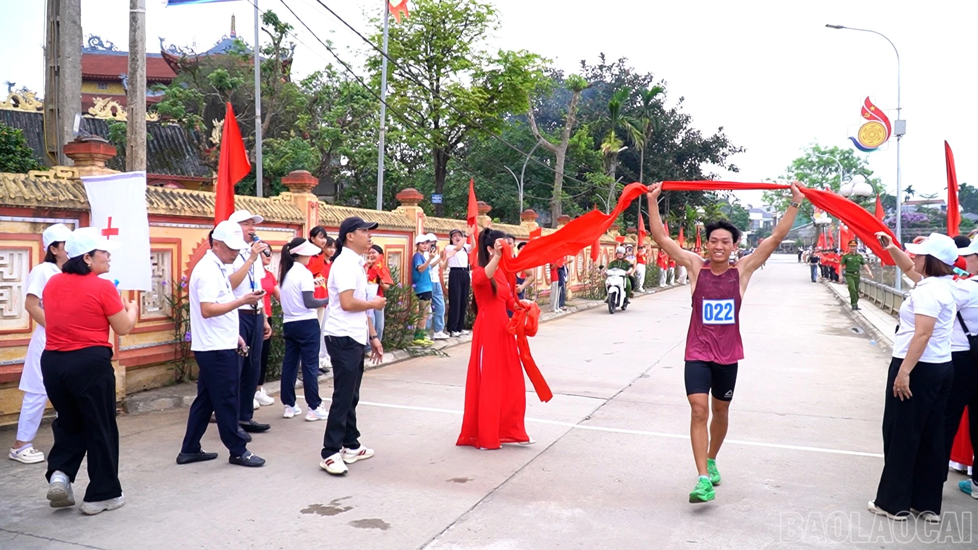 baolaocai-br_chuyen-muc00-00-32-14still118.jpg