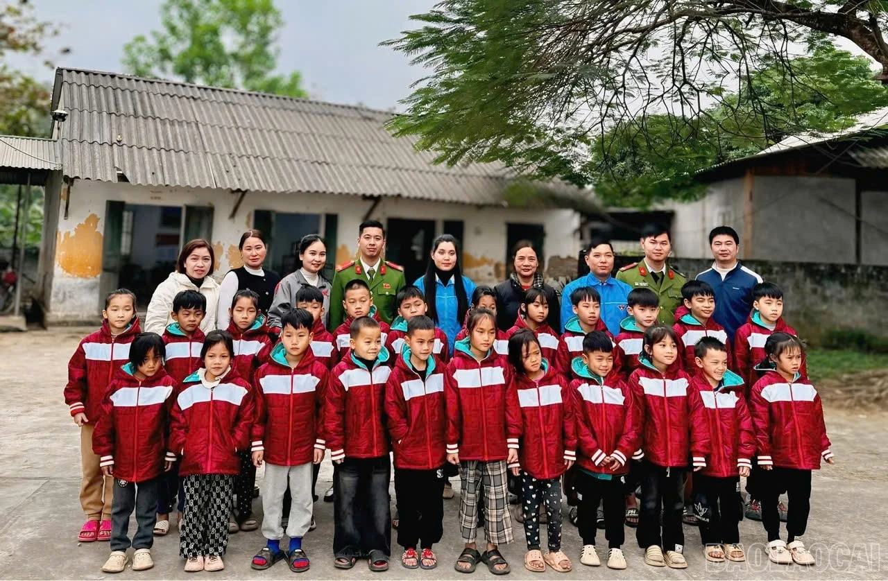 baolaocai-br_z7383623867125-7d3698bc35d076c12aee2d7843ee4f04.jpg