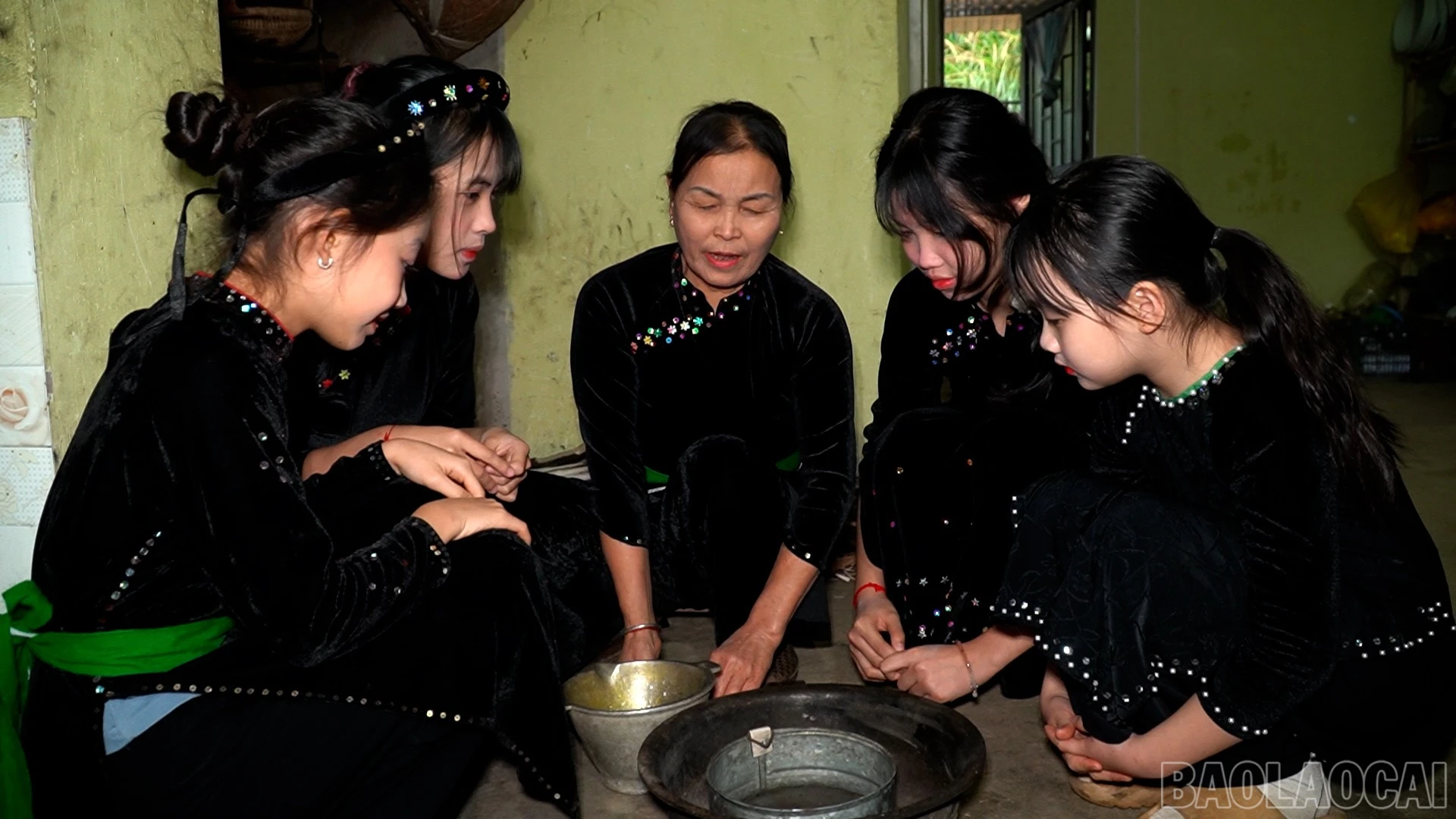 baolaocai-br_ps-van-hoa00-00-00-13still080.jpg