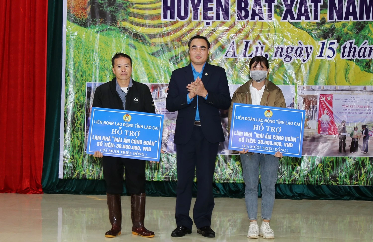 Sôi nổi các hoạt động dân vận ý nghĩa tại xã A Lù ảnh 5