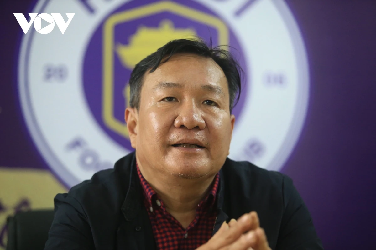 HLV Hoàng Văn Phúc tin tưởng Hà Nội FC sẽ sớm vượt qua thời điểm khó khăn hiện tại.