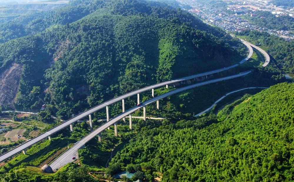 Xây dựng cao tốc Nội Bài - Lào Cai: Từ ý tưởng đến hiện thực ảnh 1