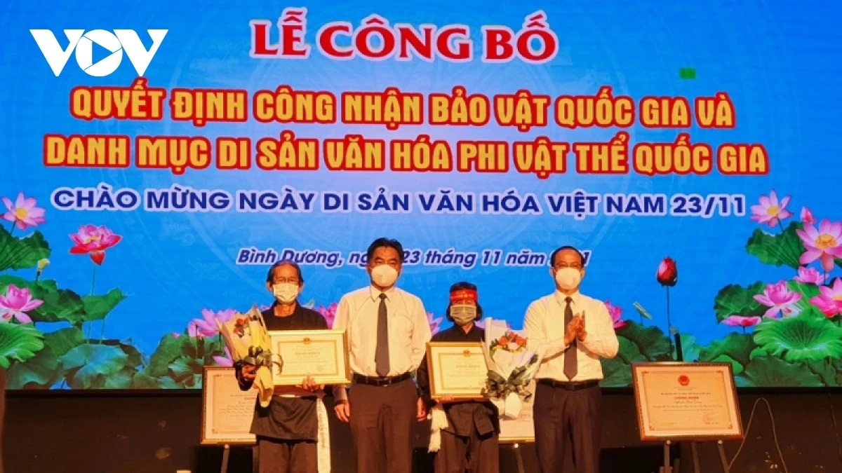 Bình Dương công bố bảo vật quốc gia và di sản văn hóa phi vật thể quốc gia ảnh 1