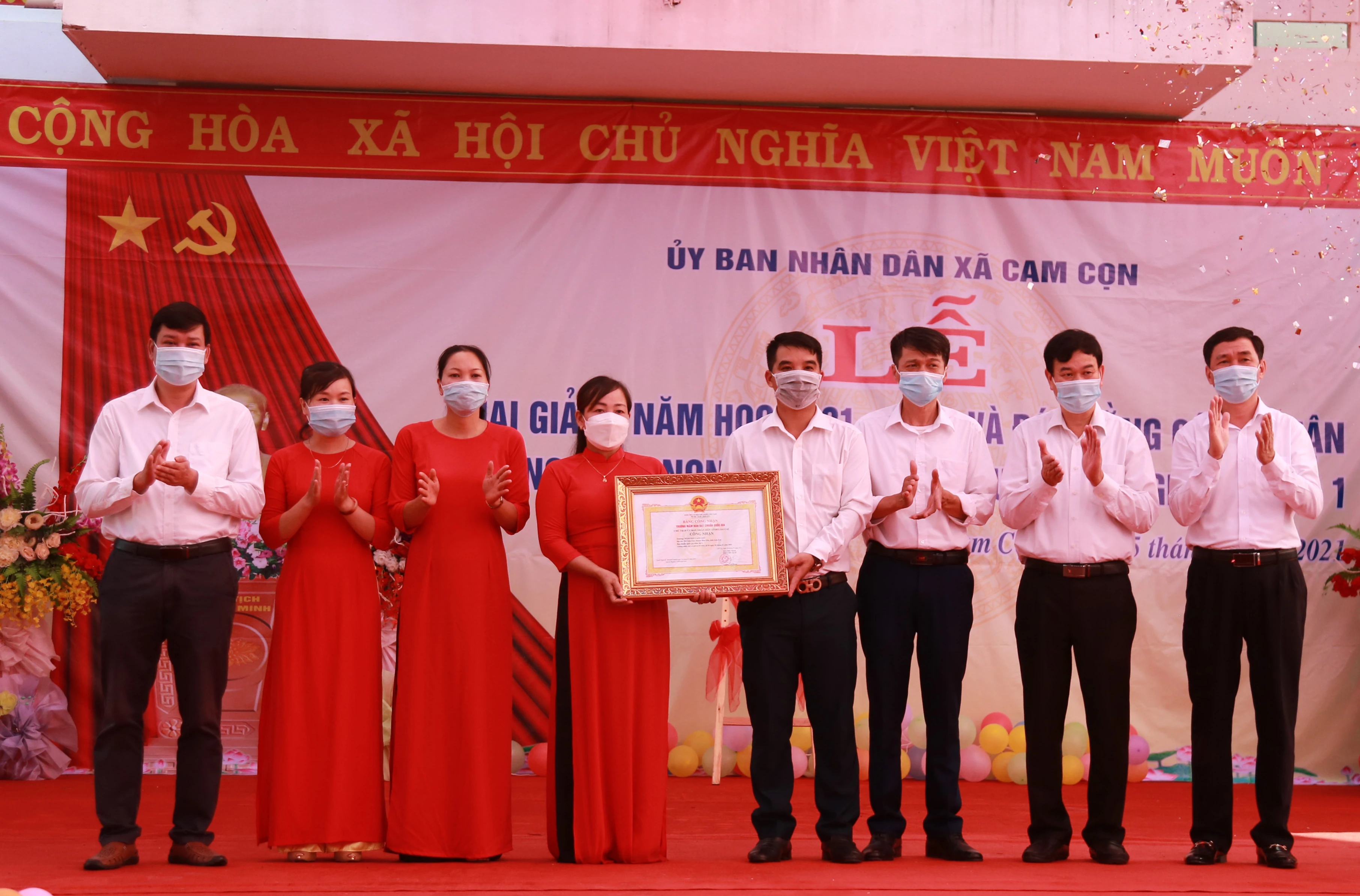 Lào Cai: Gần 228 nghìn học sinh dự Lễ khai giảng năm học mới ảnh 19
