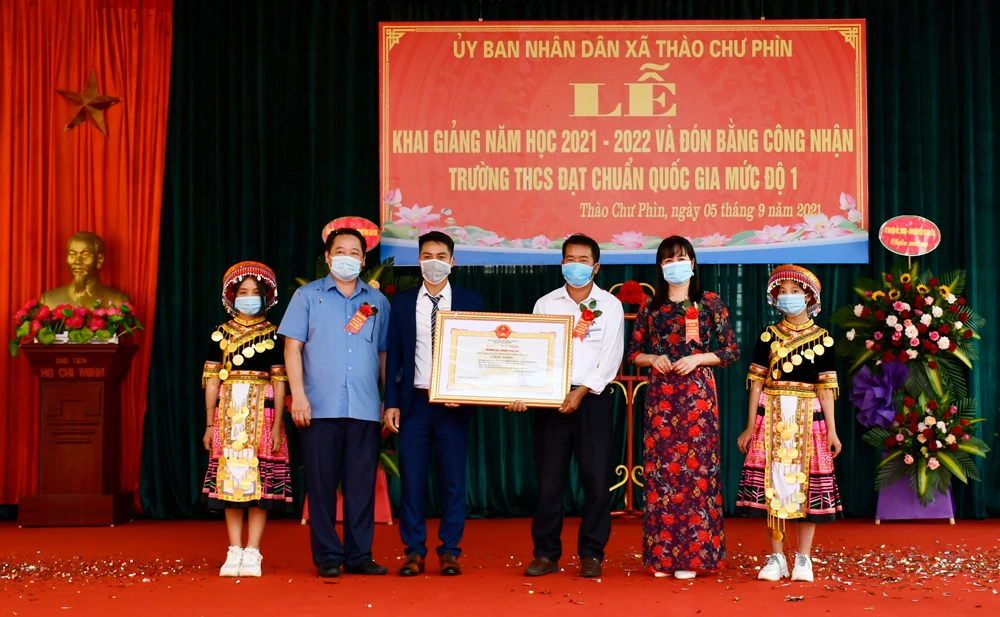Lào Cai: Gần 228 nghìn học sinh dự Lễ khai giảng năm học mới ảnh 57