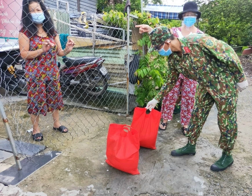 Tô đẹp thêm hình ảnh Bộ đội Cụ Hồ ảnh 1