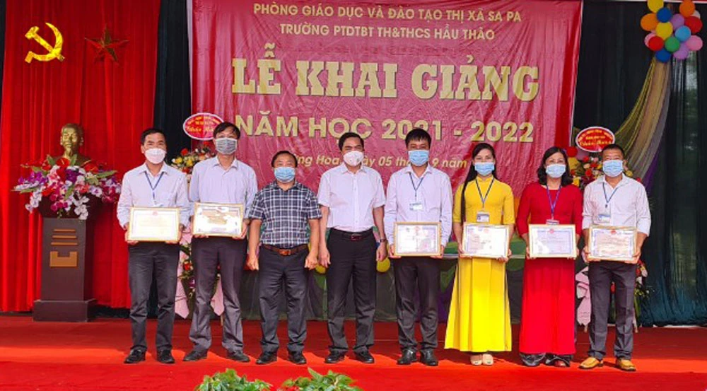 Lào Cai: Gần 228 nghìn học sinh dự Lễ khai giảng năm học mới ảnh 52
