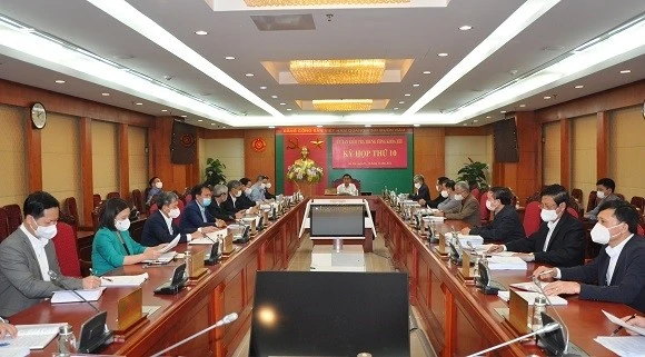 Cách chức tất cả các chức vụ trong Đảng nguyên Tổng Biên tập Tạp chí điện tử Nhân đạo và Đời sống ảnh 1