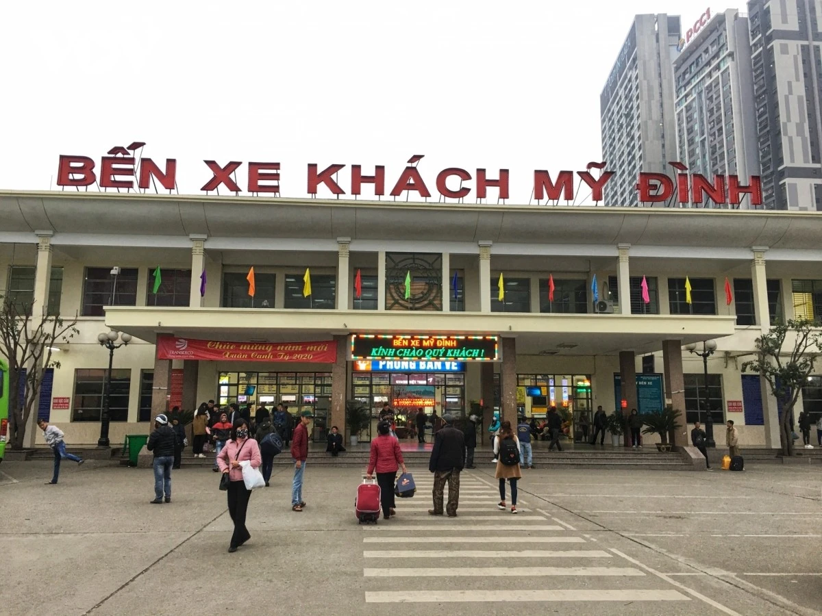 Sở GTVT Hà Nội vừa đề xuất UBND thành phố mở lại vận tải hành khách liên tỉnh, vận tải công cộng hoạt động từ ngày mai (13/10).