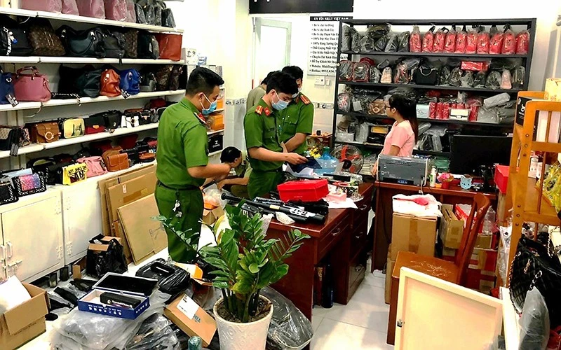 Xử lý nghiêm hành vi trục lợi từ dịch bệnh ảnh 1