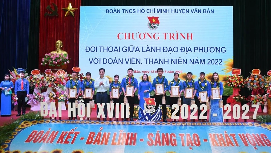 Tuyên dương thanh niên tiên tiến làm theo lời Bác năm 2022.