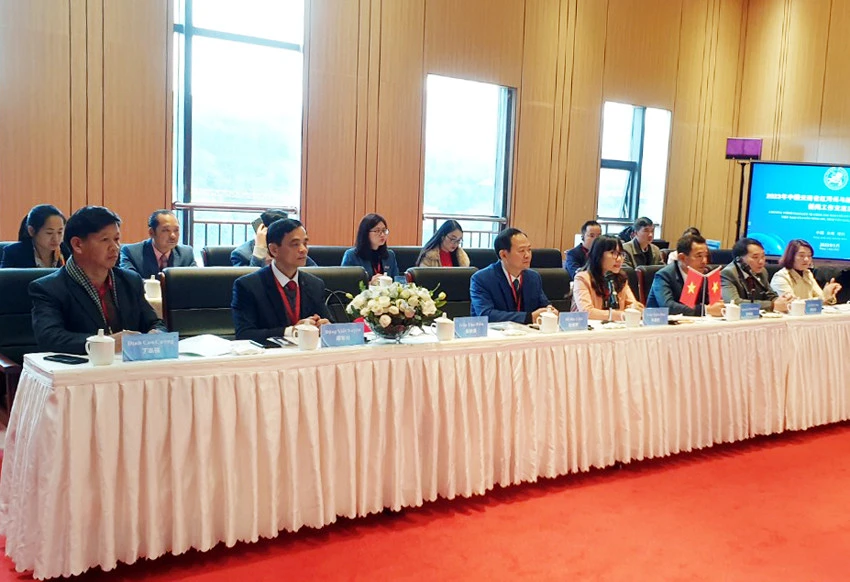 Tỉnh Lào Cai và Lai Châu hội đàm, chúc tết châu Hồng Hà, tỉnh Vân Nam, Trung Quốc ảnh 11