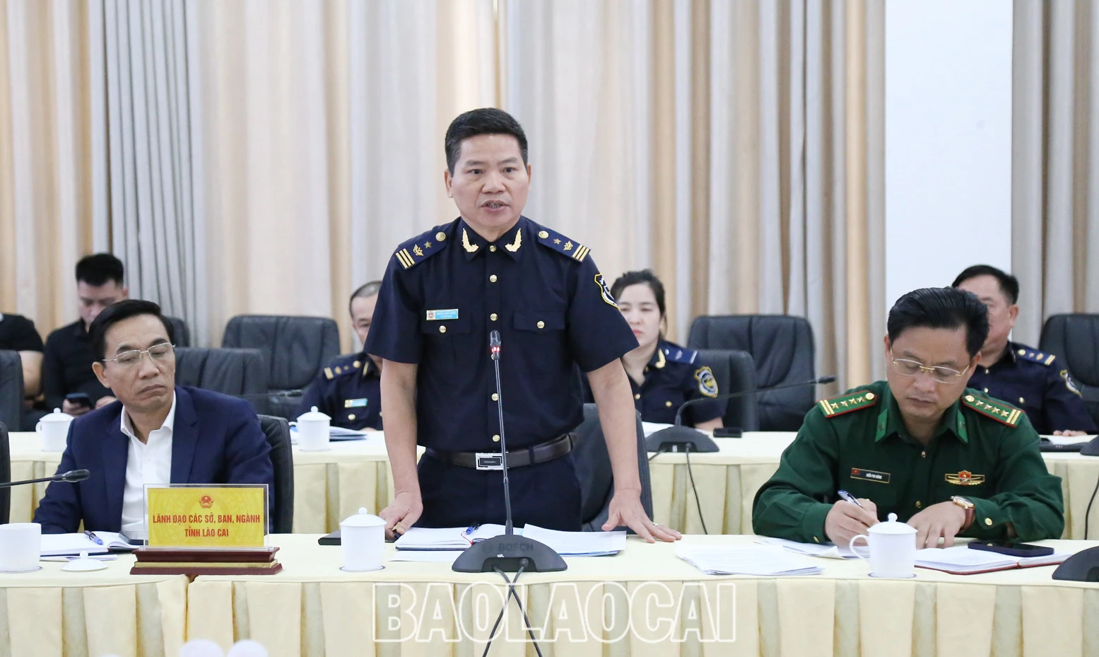 UBND tỉnh gặp gỡ doanh nghiệp thương mại, xuất - nhập khẩu, logistics ảnh 5