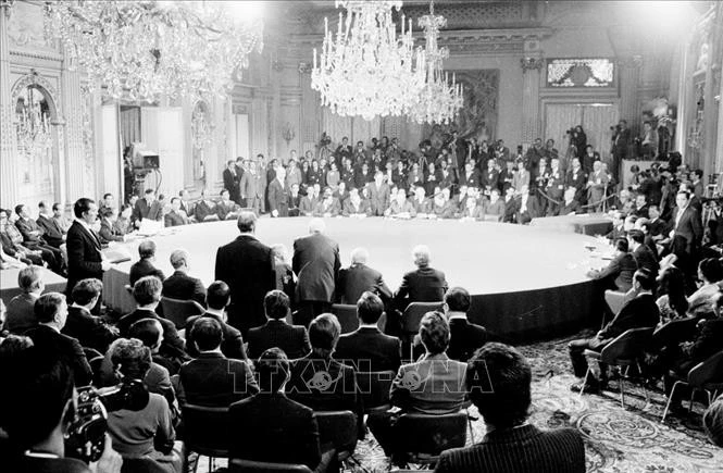 Quang cảnh Lễ ký Hiệp định Paris, ngày 27/1/1973 tại Trung tâm các Hội nghị quốc tế ở thủ đô Paris, Pháp.