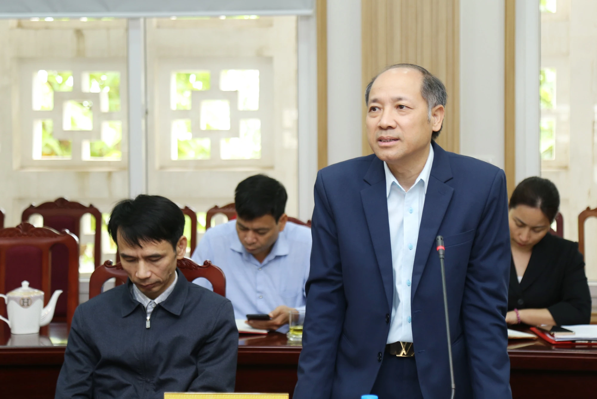 Tập trung triển khai tốt Nghị quyết 35 của Tỉnh ủy về thực hiện các nhiệm vụ chính trị năm 2023 ảnh 10