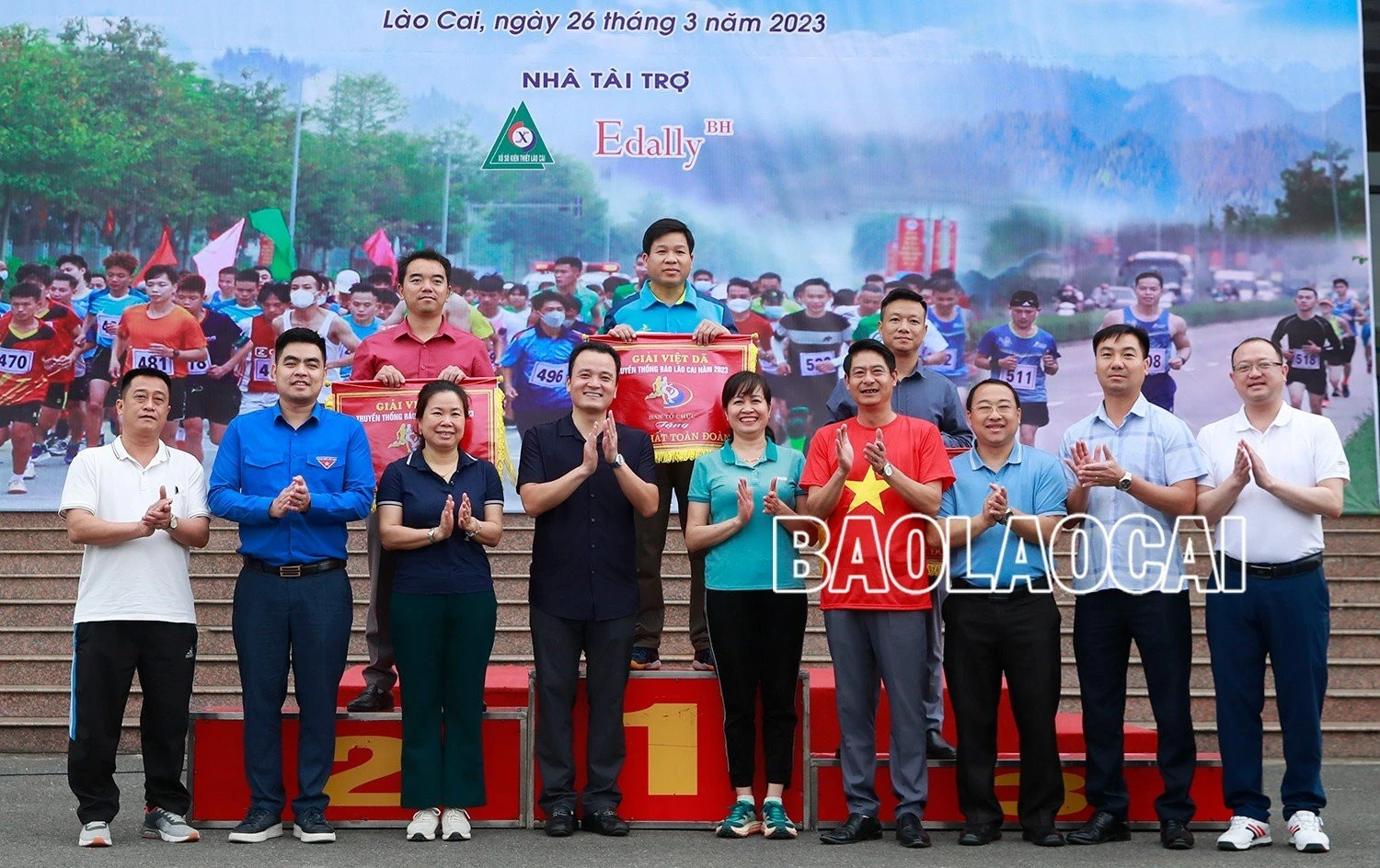 Đoàn Mường Khương bảo vệ thành công ngôi vô địch tại Giải Việt dã truyền thống Báo Lào Cai ảnh 13