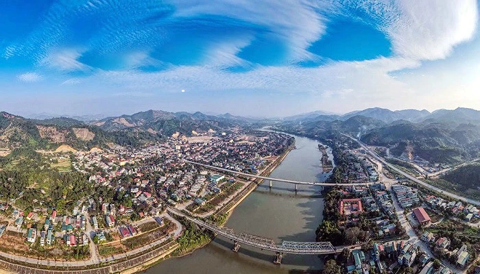 Quy hoạch dọc sông Hồng kết nối đô thị thành phố Lào Cai với đô thị Phố Lu quy mô 4.220 ha ảnh 1