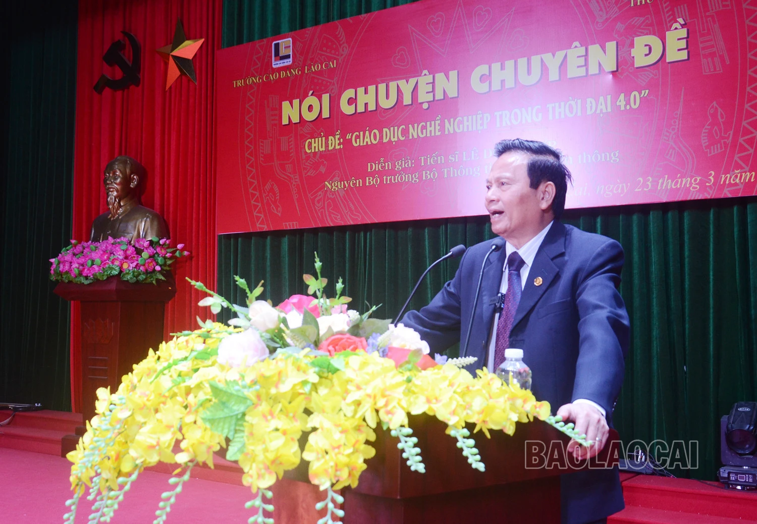 Tiến sĩ Lê Doãn Hợp chia sẻ về Cuộc cách mạng công nghiệp lần thứ 4.