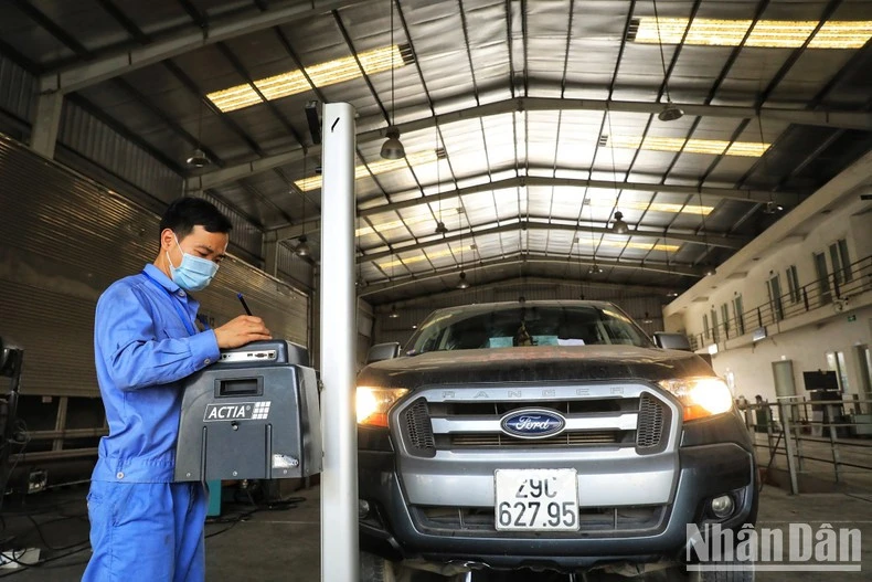 Nhằm tháo gỡ khó khăn trước mắt, Bộ Giao thông vận tải đề nghị sự hỗ trợ từ Bộ Quốc phòng.
