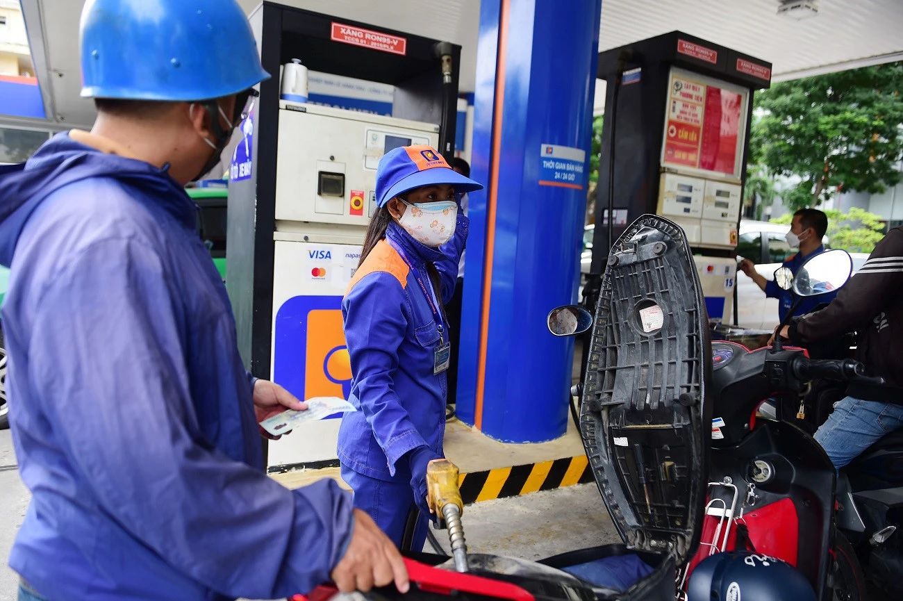 Giá xăng dầu đồng loạt giảm ảnh 1