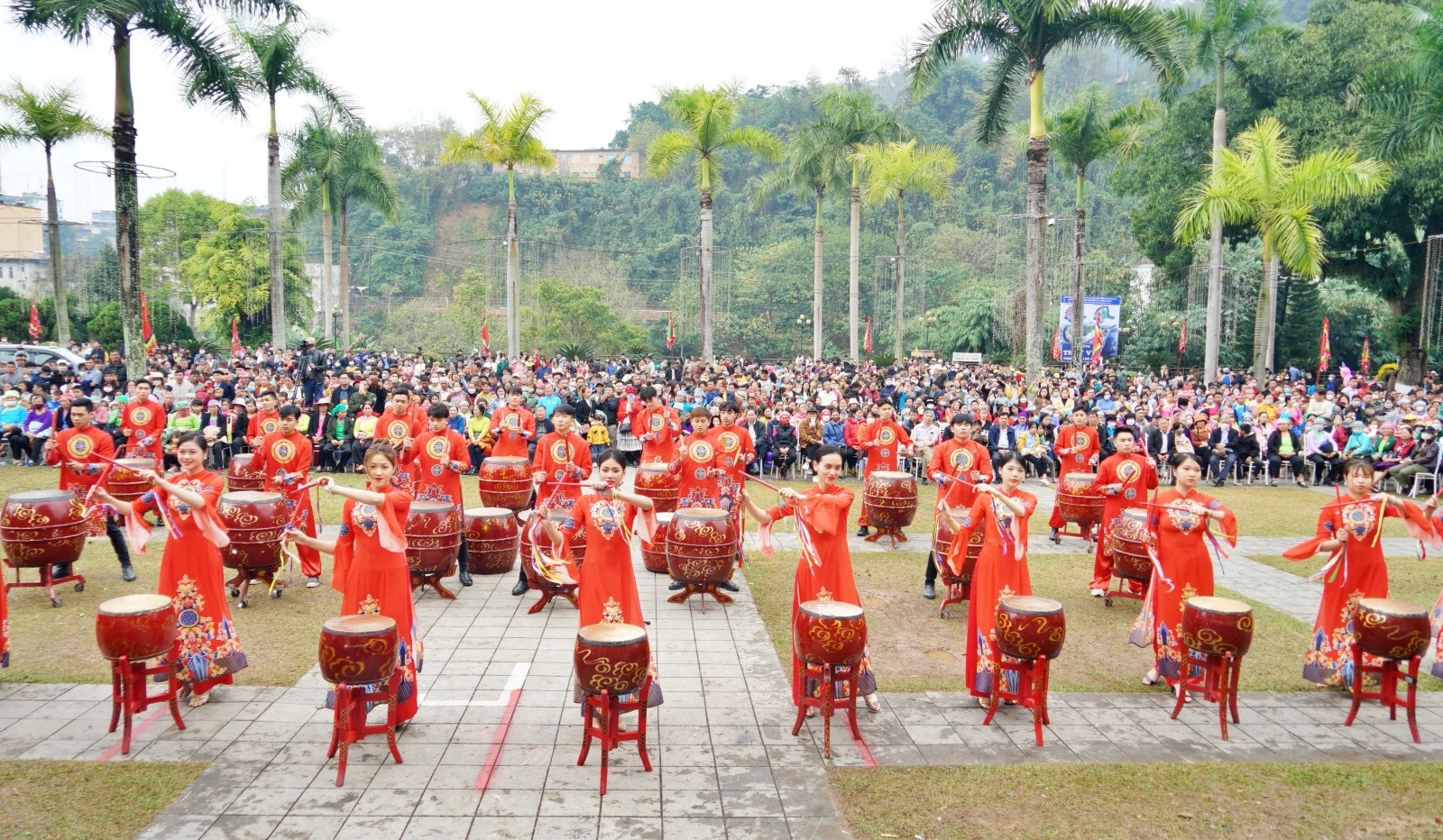 Ấn tượng chương trình khai mạc Lễ hội đền Thượng Xuân Quý Mão 2023 ảnh 13