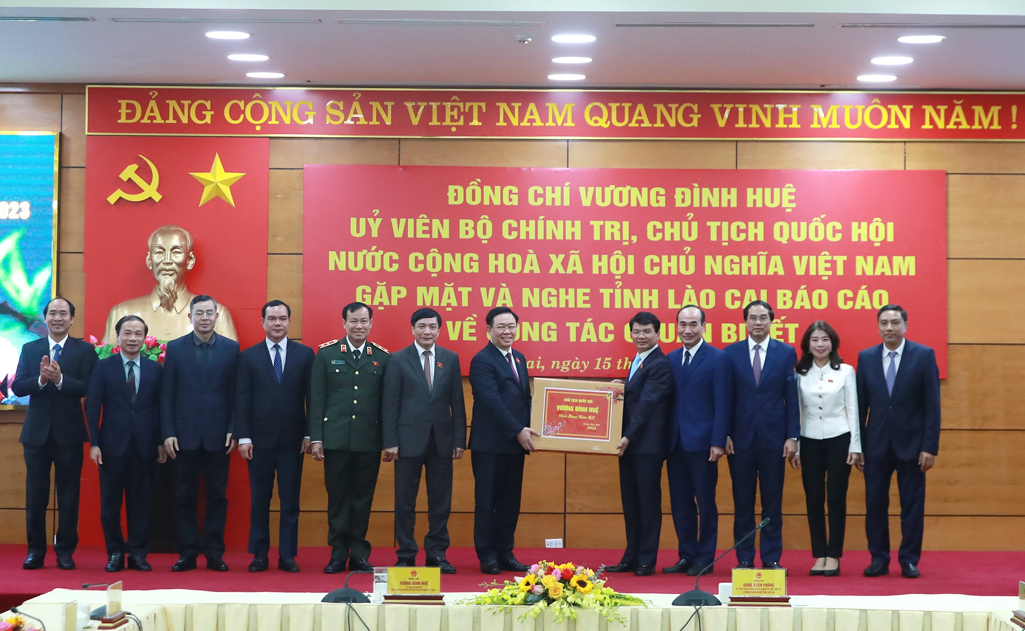 Chủ tịch Quốc hội Vương Đình Huệ: Lào Cai cần tạo ra năng lực tăng thêm và động lực tăng trưởng ảnh 4