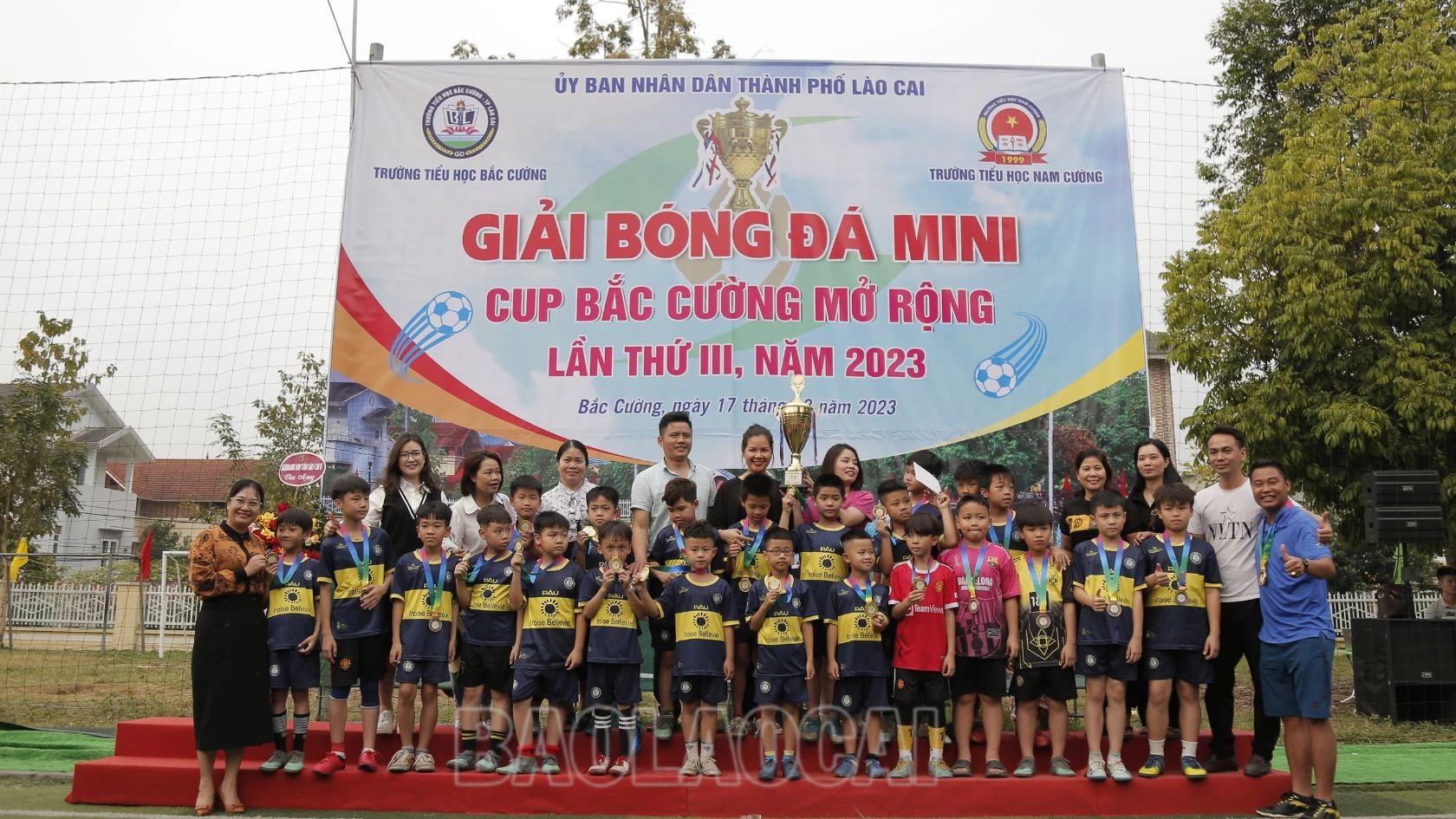 Bế mạc Giải bóng đá mini Cup Bắc Cường mở rộng lần thứ III ảnh 6