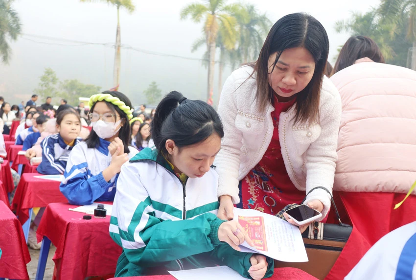 Sôi nổi ngày hội khai bút đầu xuân ảnh 2