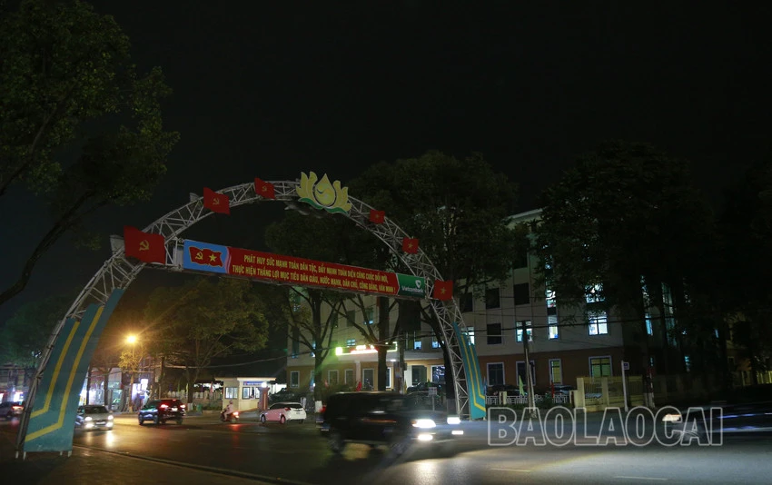 Người dân Lào Cai tắt đèn hưởng ứng Giờ Trái đất năm 2023 ảnh 4