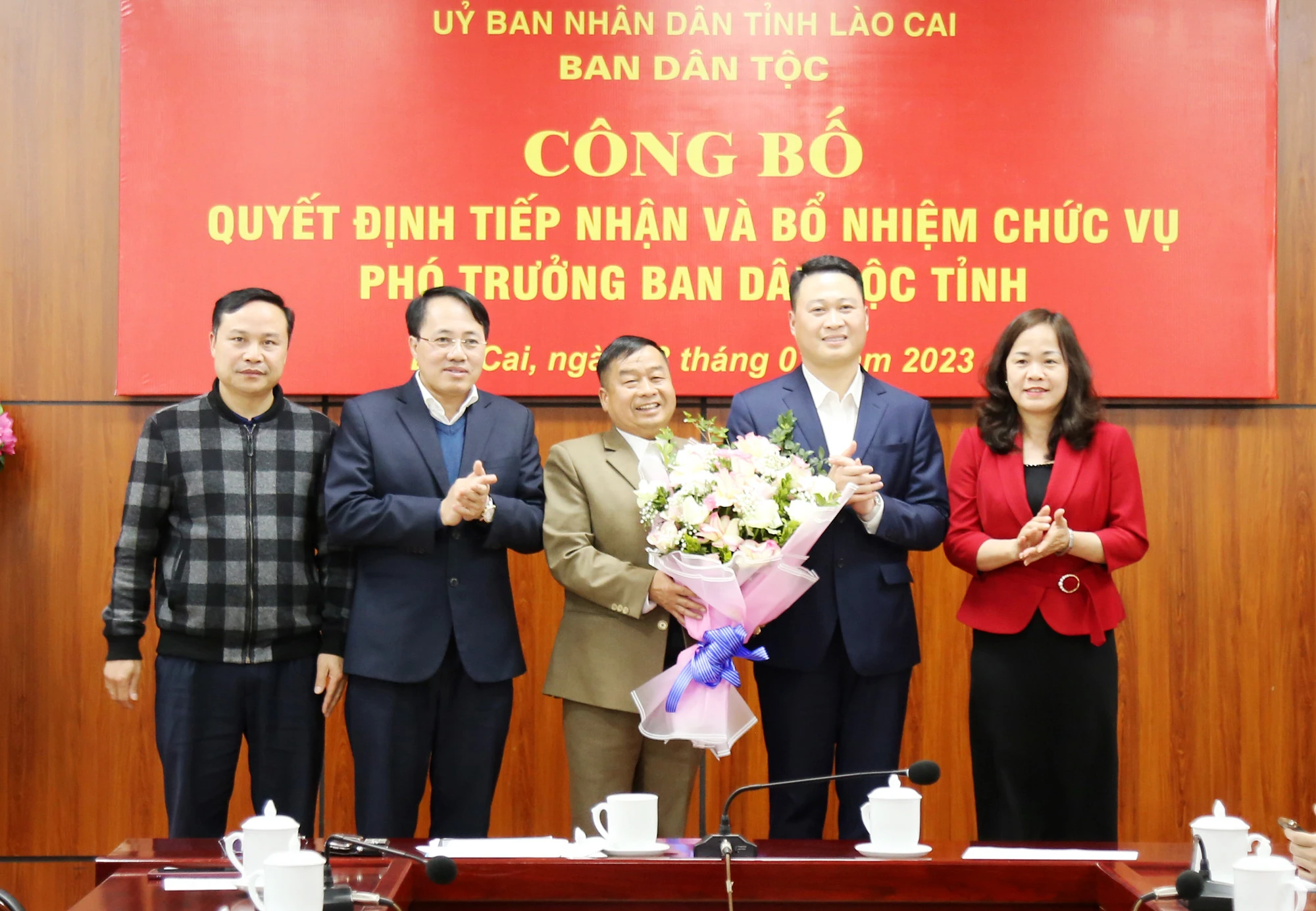 Công bố quyết định bổ nhiệm Phó Trưởng Ban Dân tộc tỉnh ảnh 5