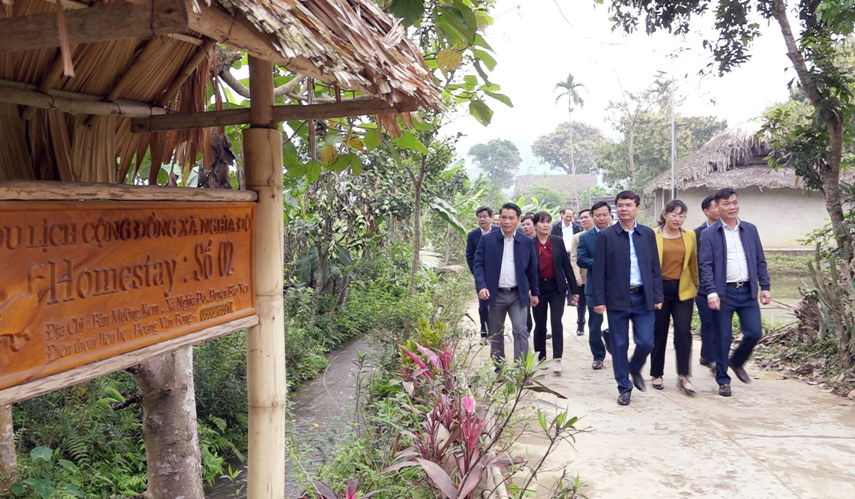 Bí thư Tỉnh ủy Đặng Xuân Phong khảo sát điểm du lịch xã Nghĩa Đô ảnh 1