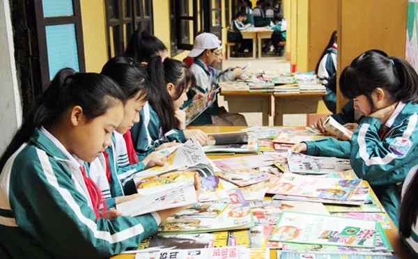 Những cuốn sách hay, hấp dẫn, thu hút được sự chú ý của các em.