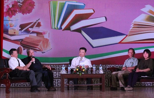 Ngày hội sách và văn hóa đọc lần thứ 2 năm 2015 ảnh 2