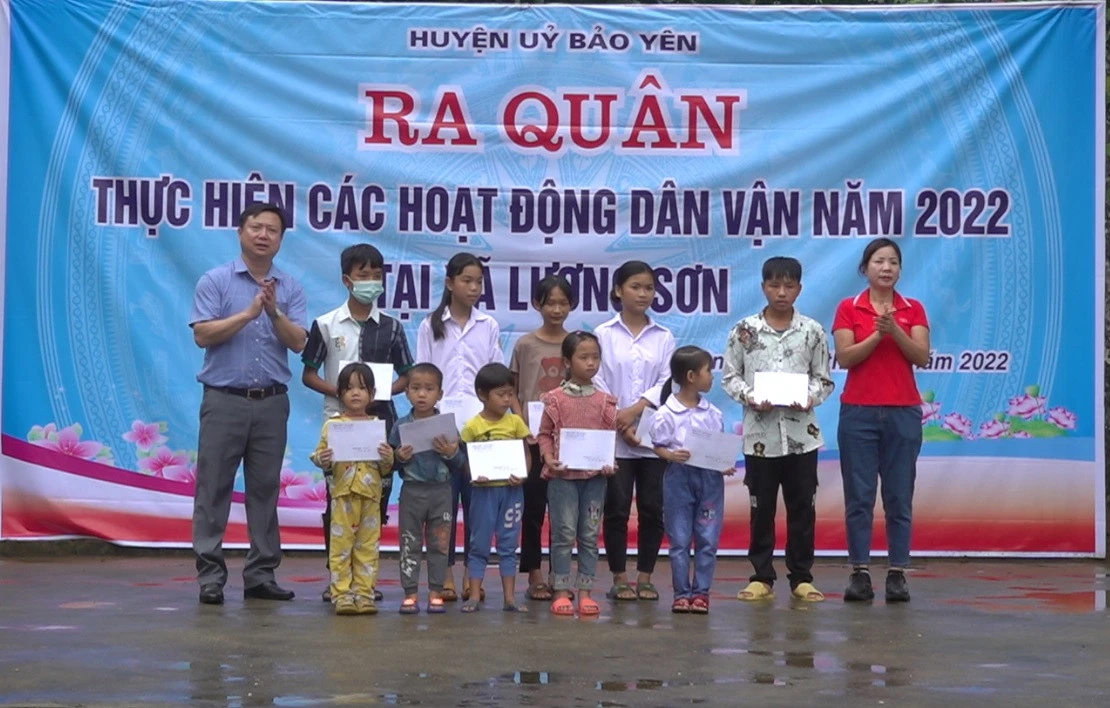Huyện Bảo Yên ra quân thực hiện các hoạt động dân vận năm 2022 ảnh 2