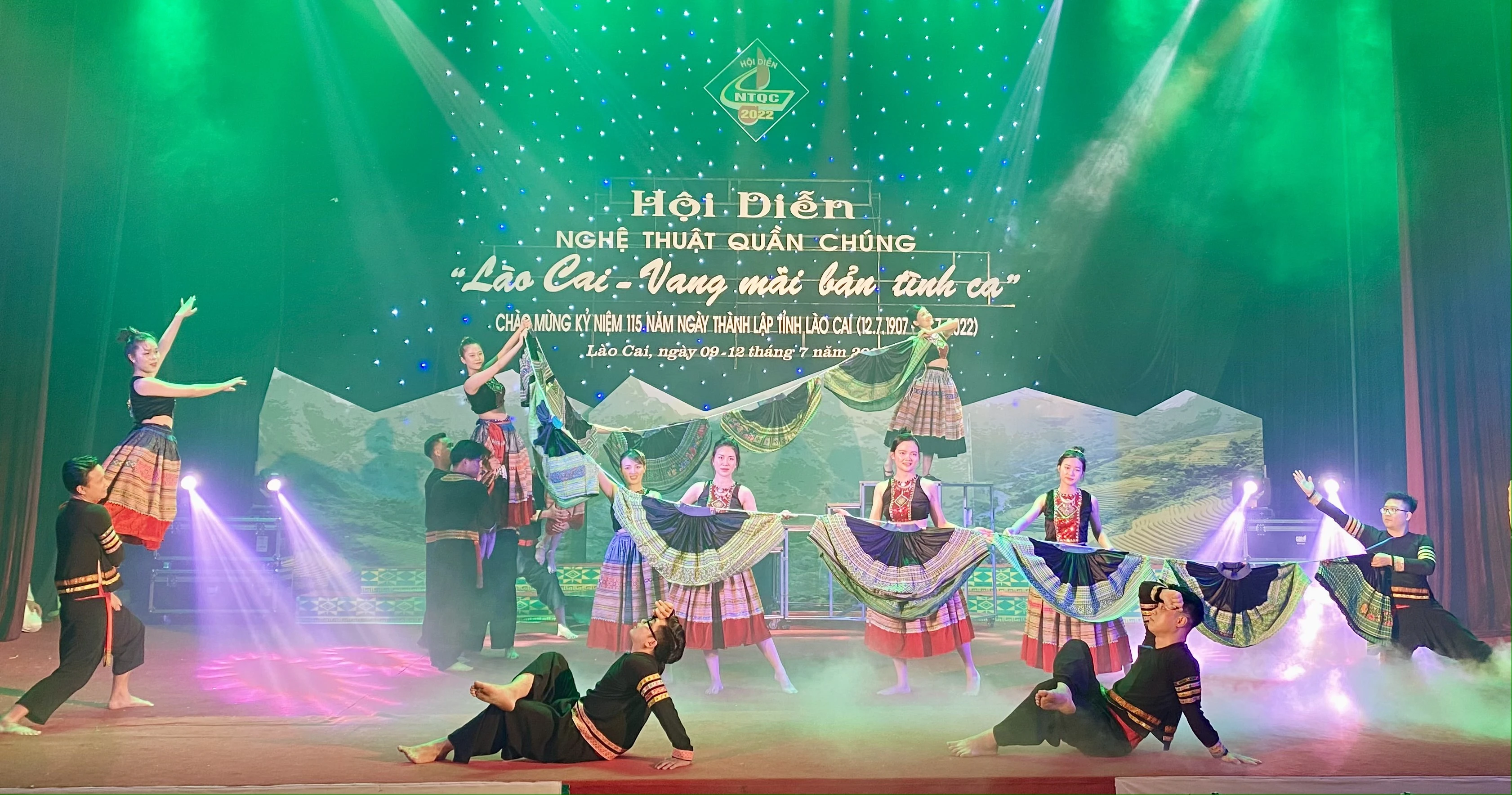 Khai mạc Hội diễn nghệ thuật quần chúng tỉnh Lào Cai năm 2022 ảnh 3