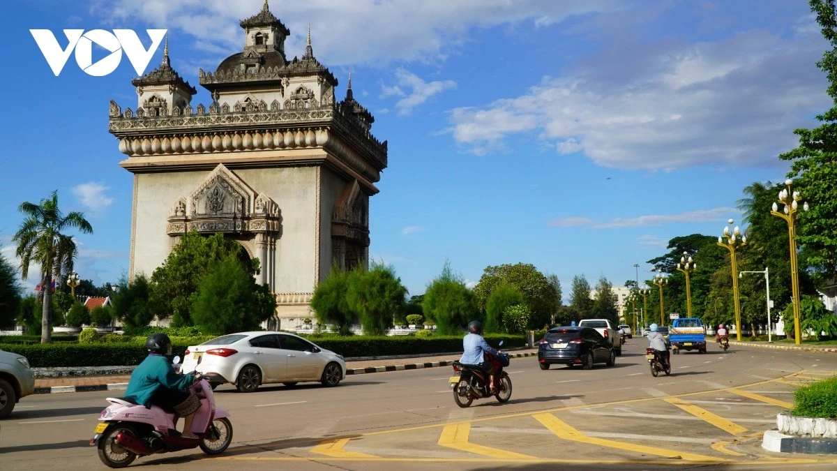 Lào chính thức mở cửa đất nước hoàn toàn từ ngày 9/5 ảnh 1