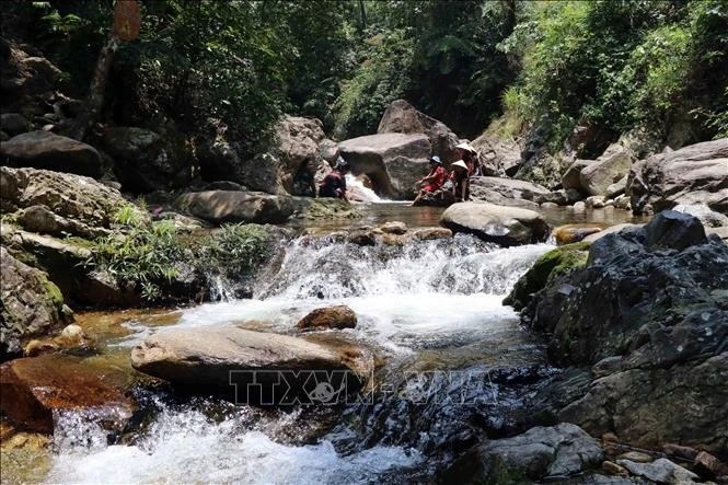 Mới lạ du lịch cộng đồng trên dãy Trường Sơn hùng vĩ ảnh 2 Mới lạ du lịch cộng đồng trên dãy Trường Sơn hùng vĩ ảnh 2