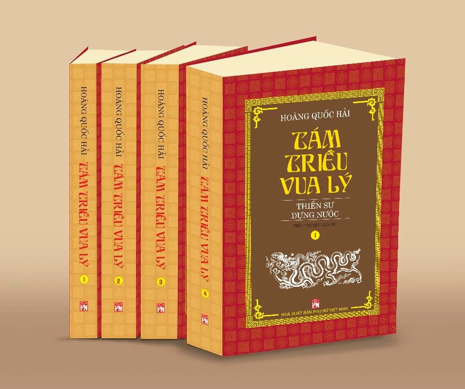 Bộ sách "Tám triều vua Lý" gồm 4 tập.