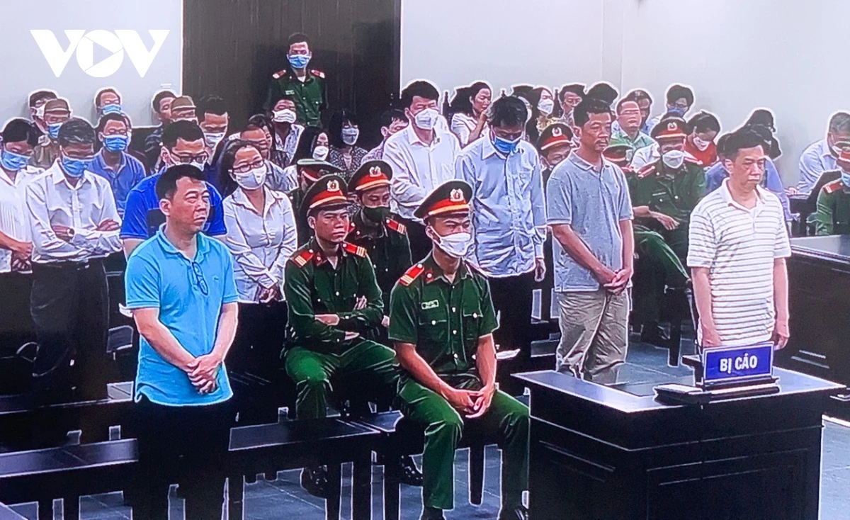 Cựu Thứ trưởng Bộ Y tế Trương Quốc Cường nhận mức án 4 năm tù ảnh 1