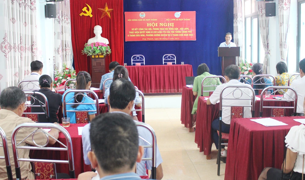 Lồng ghép các nội dung tạo nguồn kết nạp đảng viên trong buổi sinh hoạt của tổ chức đoàn.