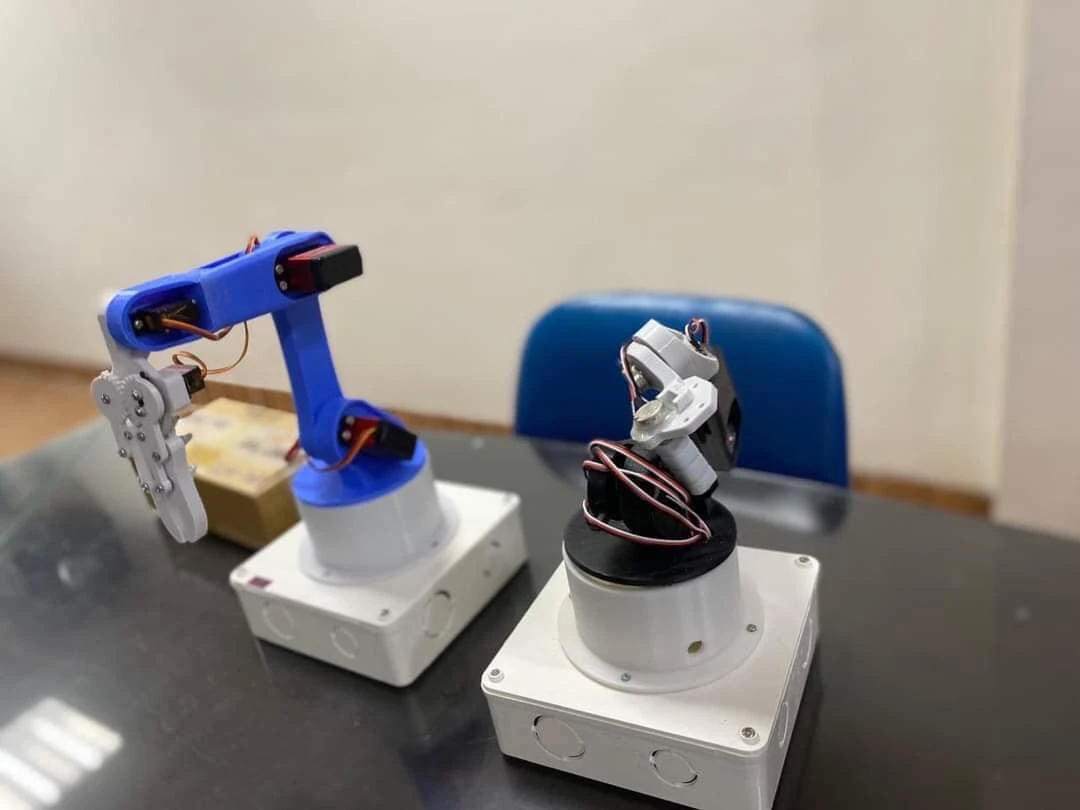 Sản phẩm “Robot cứu hoả - phát triển cánh tay robot cứu hoả” của nhóm học sinh Trường THPT số 1 thành phố Lào Cai.