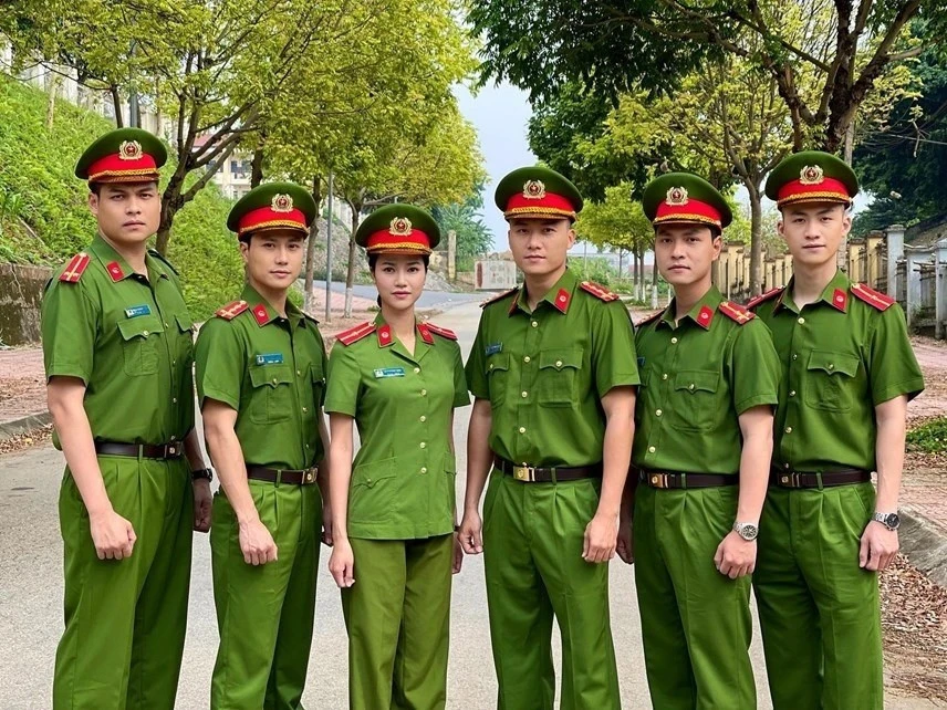 Bộ phim tập hợp nhiều diễn viên trẻ tài năng.