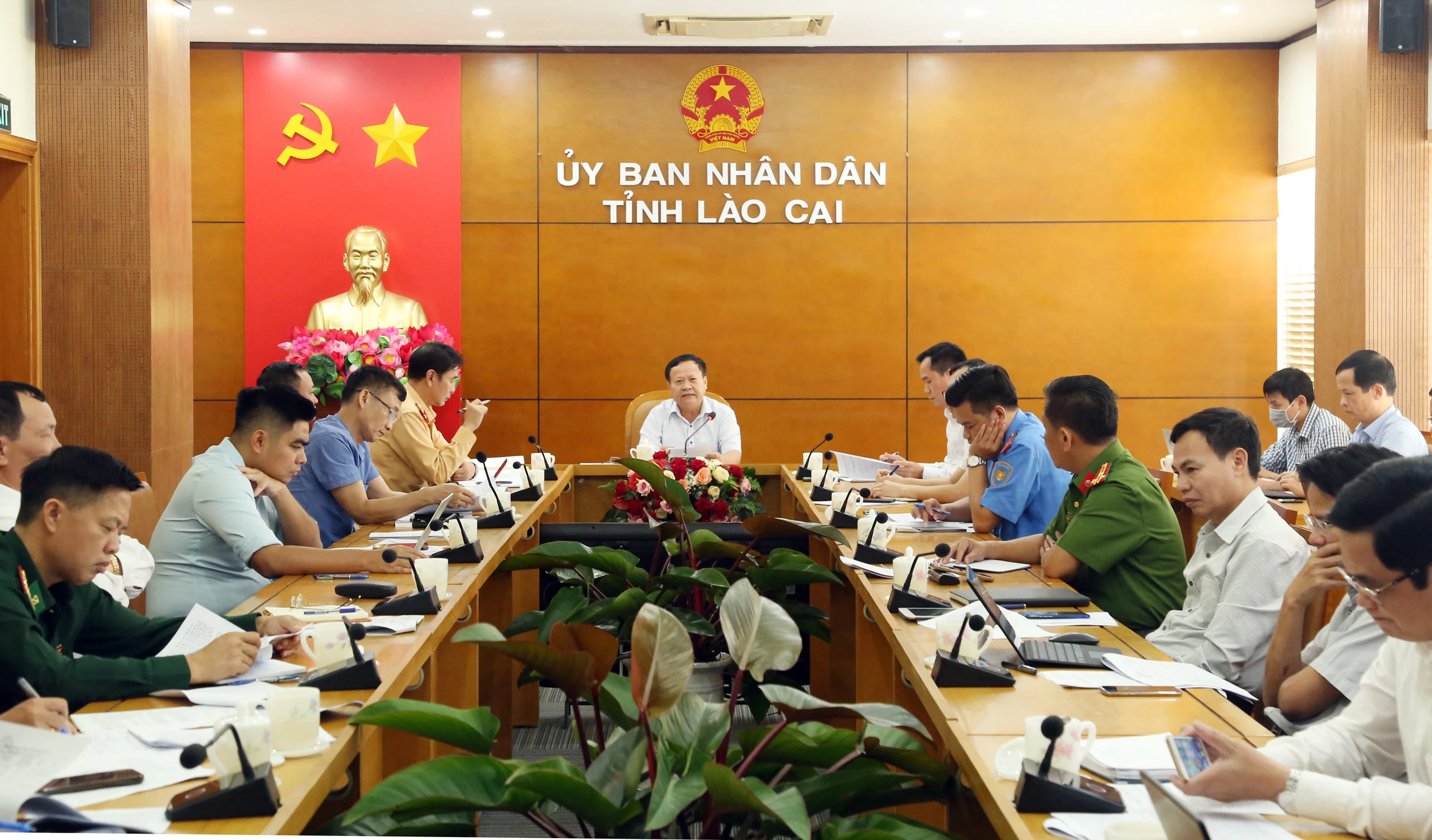 Triển khai nhiều giải pháp đảm bảo an toàn giao thông và trật tự đô thị 3 tháng cuối năm 2022 ảnh 1