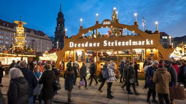 Khung cảnh Dresden mùa Giáng sinh.