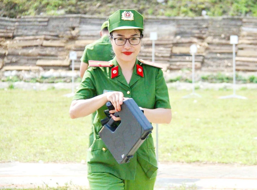 Thiếu tá Dương Lan Quỳnh Phương.