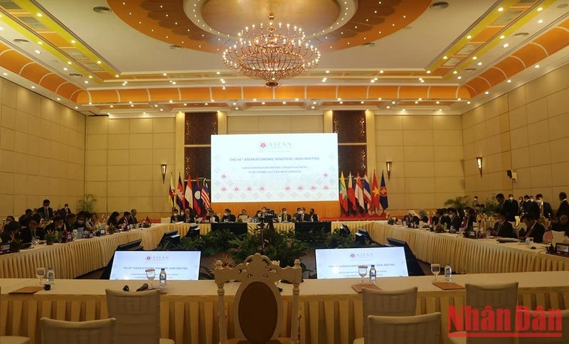 Hội nghị Bộ trưởng Kinh tế ASEAN lần thứ 54 tại Siem Reap.