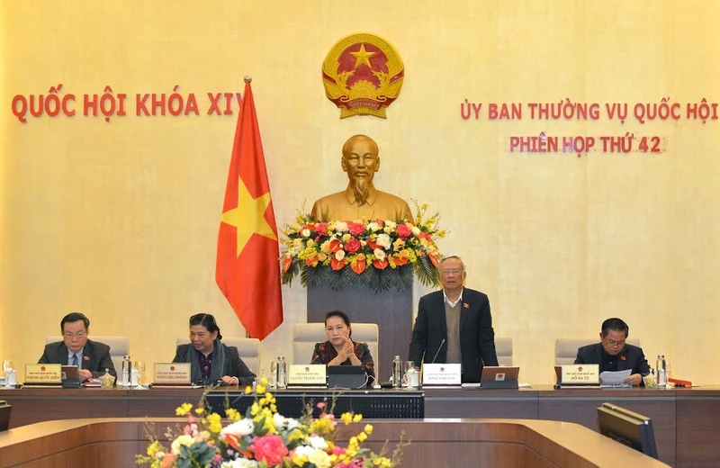 Phiên họp thứ 42 của Uỷ ban Thường vụ Quốc hội.