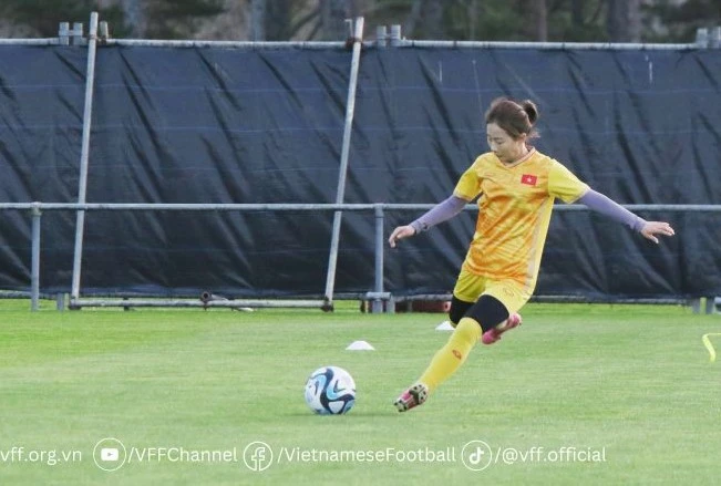 Đội tuyển nữ Việt Nam tích cực chuẩn bị cho trận mở màn World Cup.