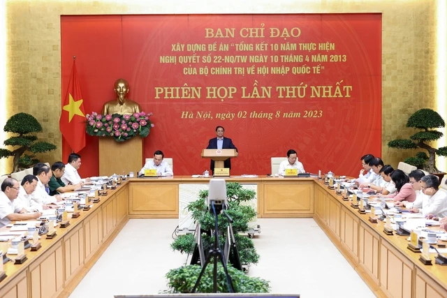 Thủ tướng nêu rõ thực tiễn triển khai Nghị quyết 22 trong 10 năm qua đã đạt nhiều kết quả quan trọng, cho thấy đây là một định hướng chiến lược hết sức đúng đắn, kịp thời của Đảng và Nhà nước ta.